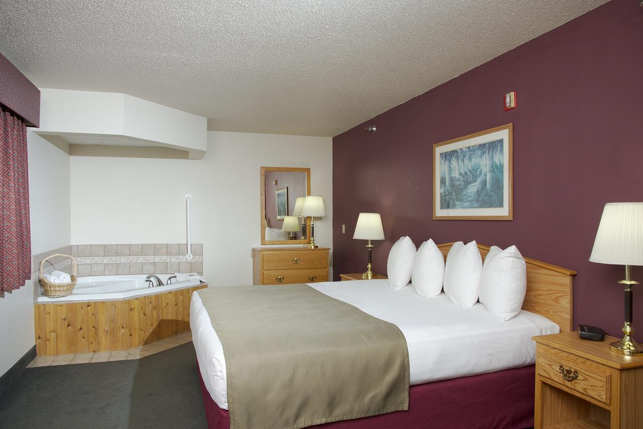 Americinn By Wyndham Merrill Extérieur photo